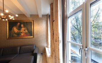Dutch Masters Apartments Rembrandt van Rijn 106